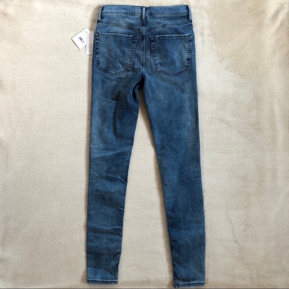 FREE PEOPLE High Rise Busted Skinny Jeans - NWT - Picture 2 of 3